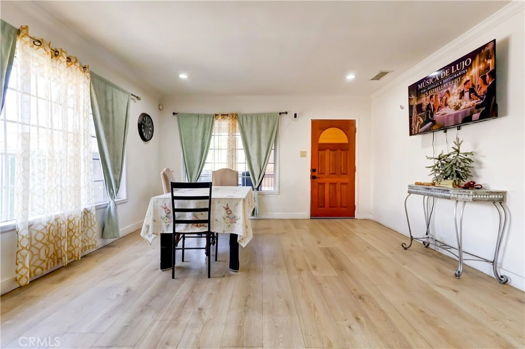 Interior 1