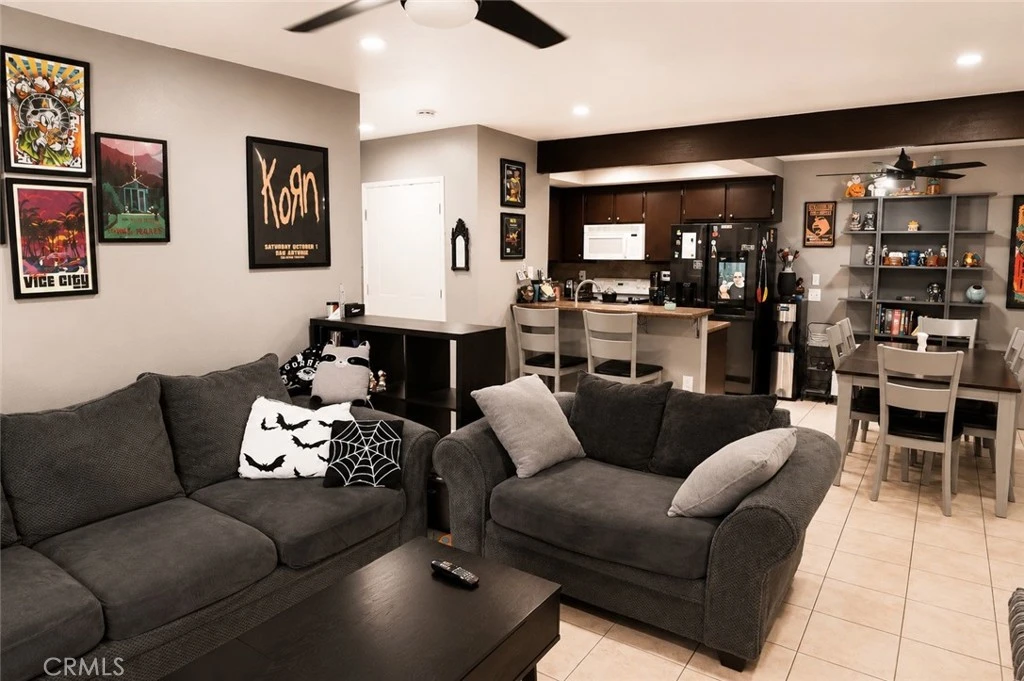 Interior 2