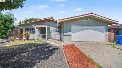 200 Riverside Pl