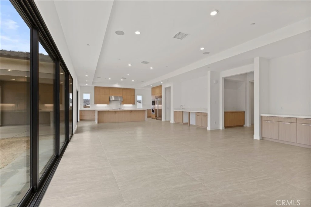 Interior 2