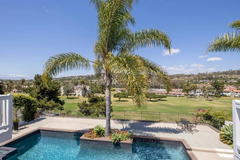 2738 La Costa Avenue, Carlsbad, CA 92009