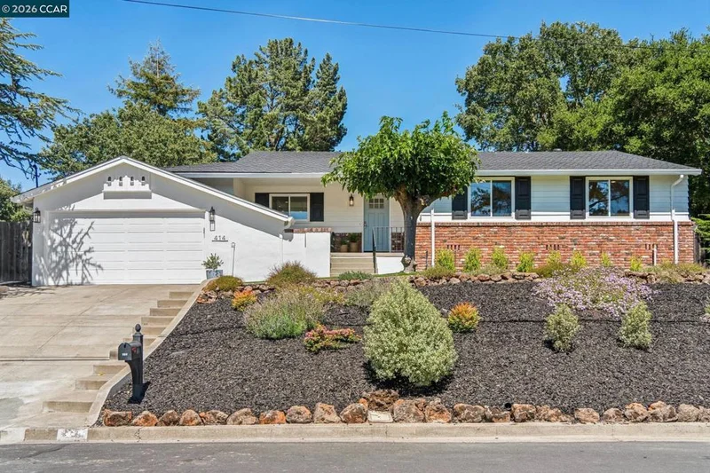414 Castello Rd, Lafayette, CA 94549