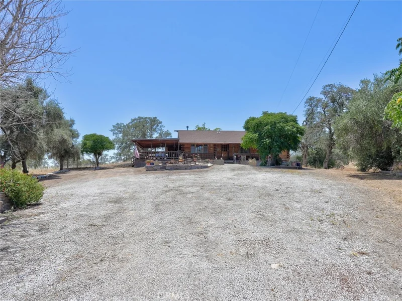 35928 Road 606 photo 2