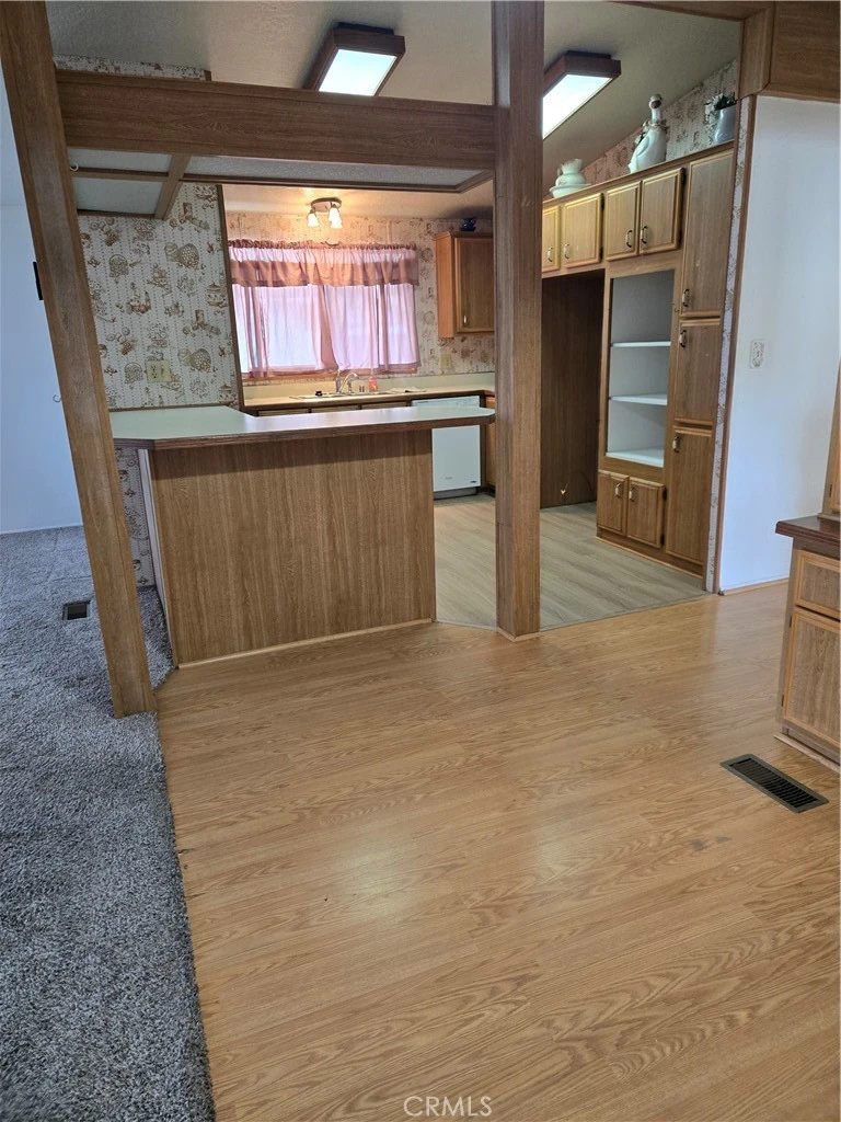Interior 4