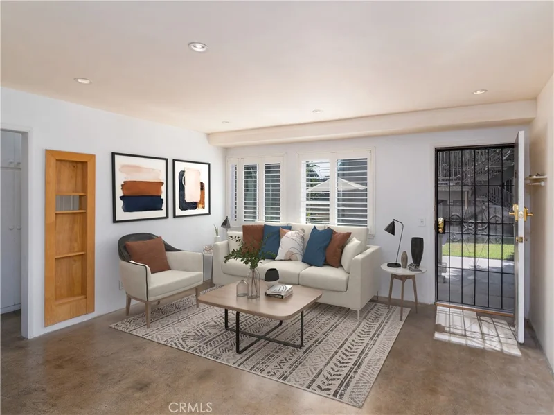 7129 Coldwater Canyon 8