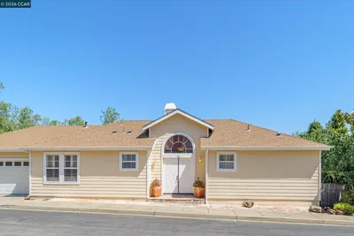 376 Sterling Way