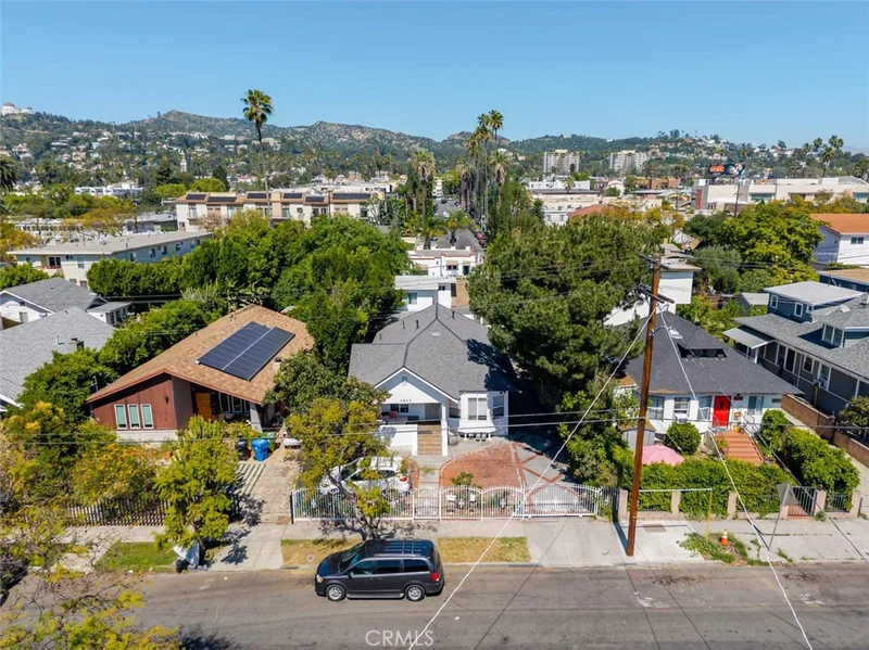 Photo 2 of 4541 Russell Avenue