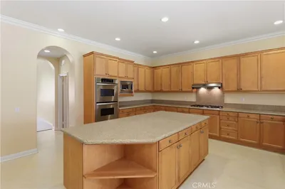 16861 Ridge Cliff Drive photo 2