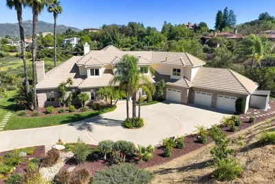 17941 Vista Lomas