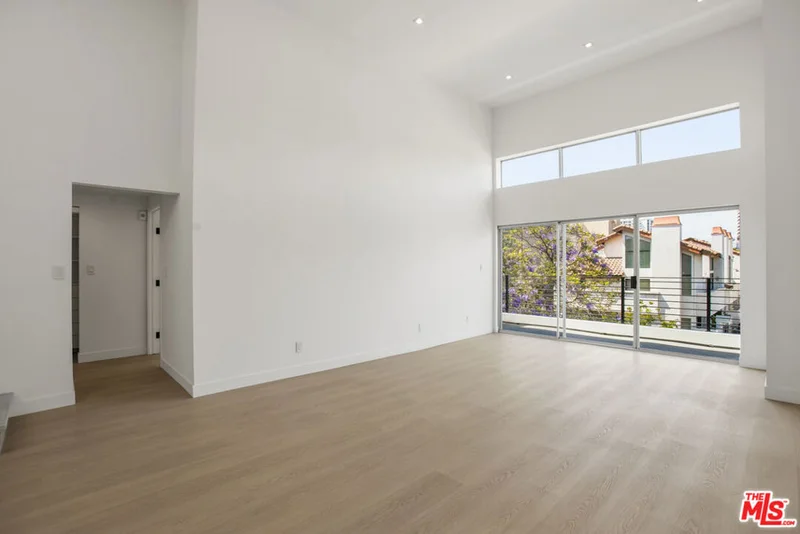 10630 Wilkins Avenue 301 photo 2