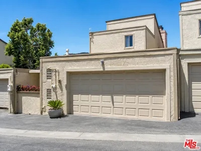 1698 Palisades Drive