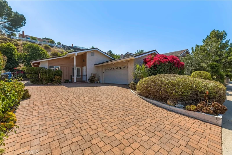 11500 Yolanda, Porter Ranch, CA 91326