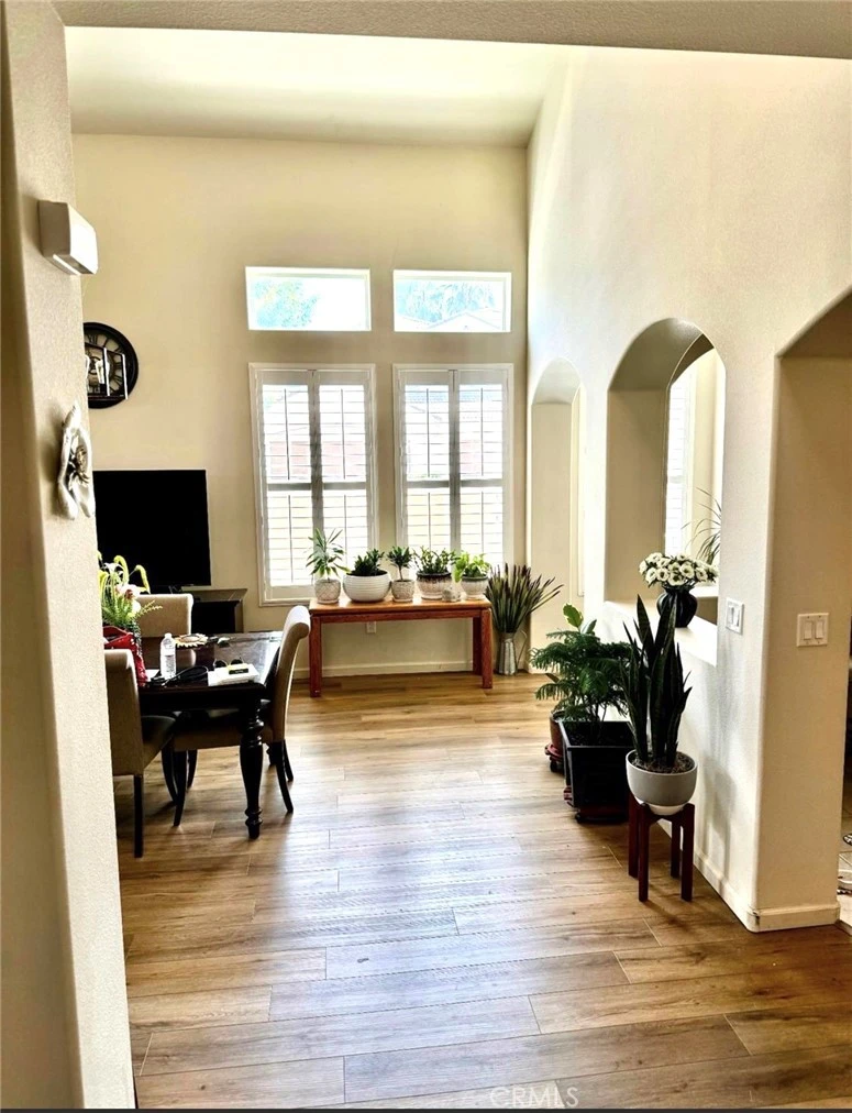 Interior 2