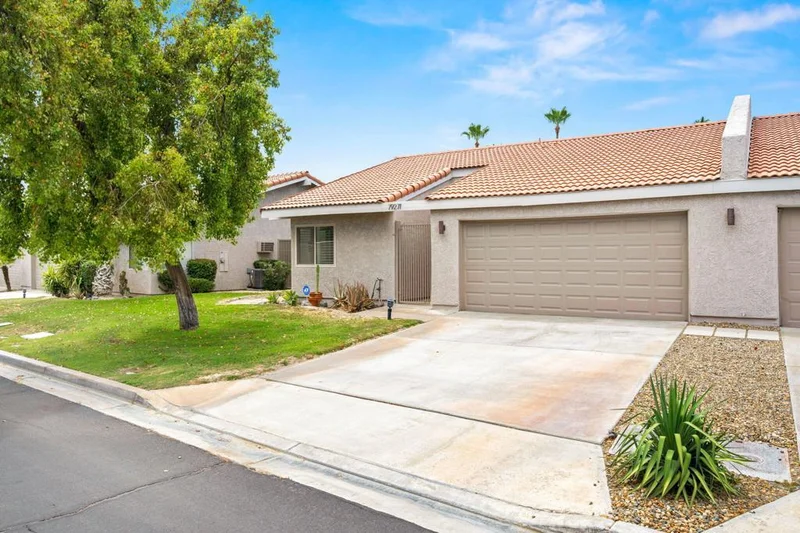 79271 Horizon Palms Circle photo 2