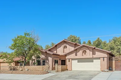 27325 Ventura Drive photo 2
