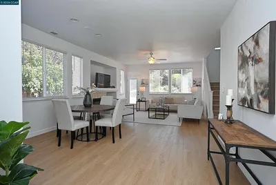 104 Johnson Ln photo 2