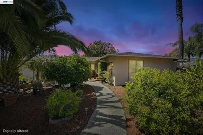 893 Bel Marin Keys Blvd photo 2