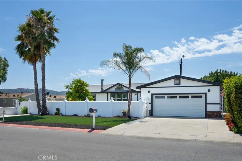 261 Las Brisas Circle