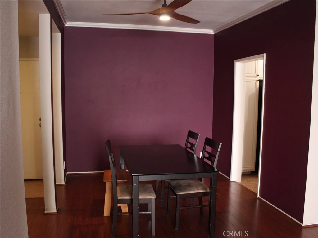 Interior 2