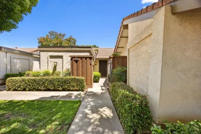 3607 Fawndale Drive photo 2