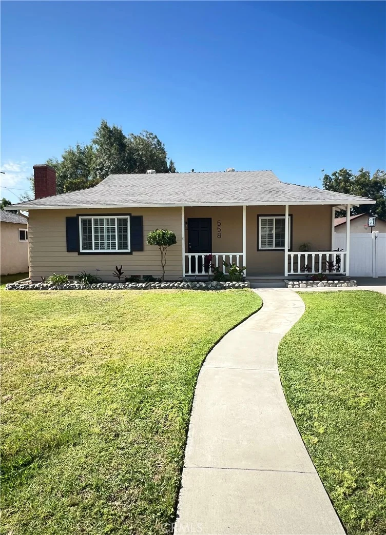 558 E Bonnie Brae Court