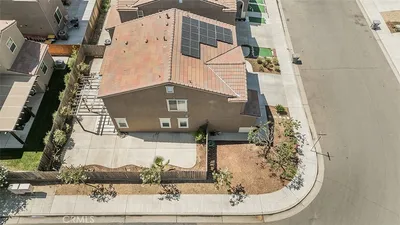 3415 Amanecer Avenue photo 2