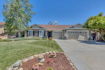 317 Cliff Court