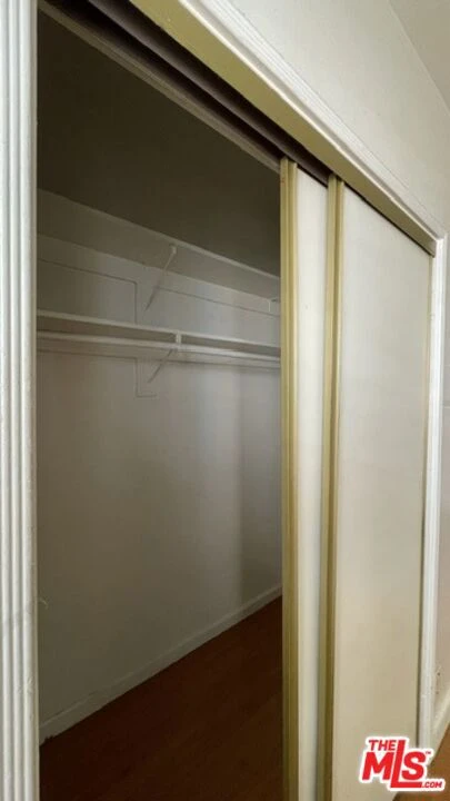 Interior 3