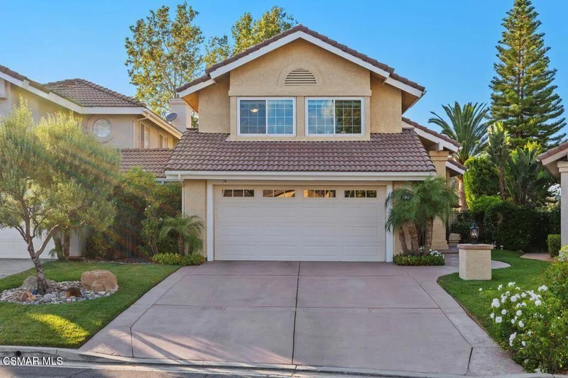 625 Galloping Hill Road, Simi Valley, CA 93065