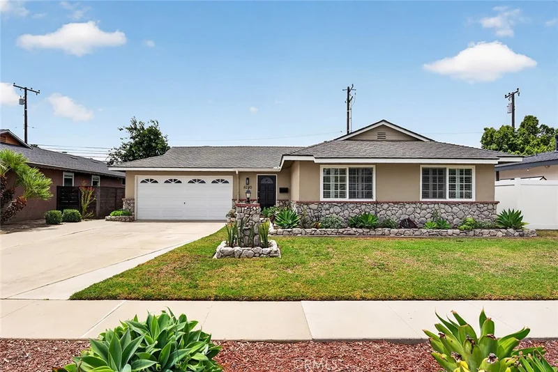 6230 E Pageantry, Long Beach, CA 90808