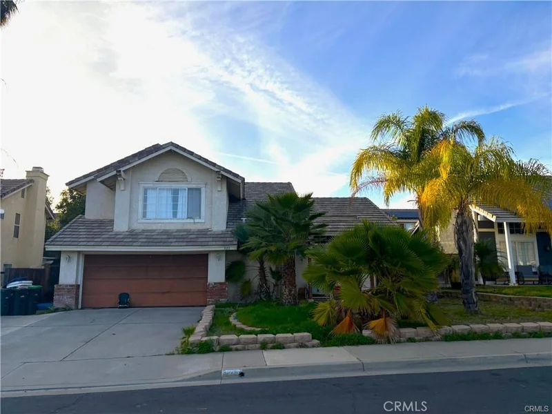 321 Avenue 12