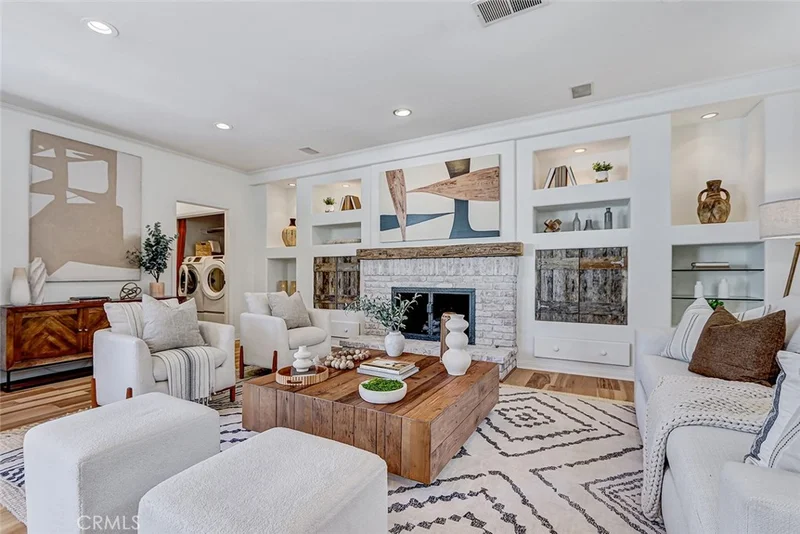 1904 Harkness, Manhattan Beach, CA 90266