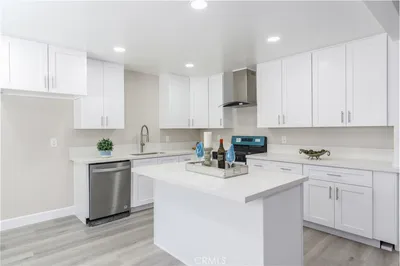 1344 W Vesta