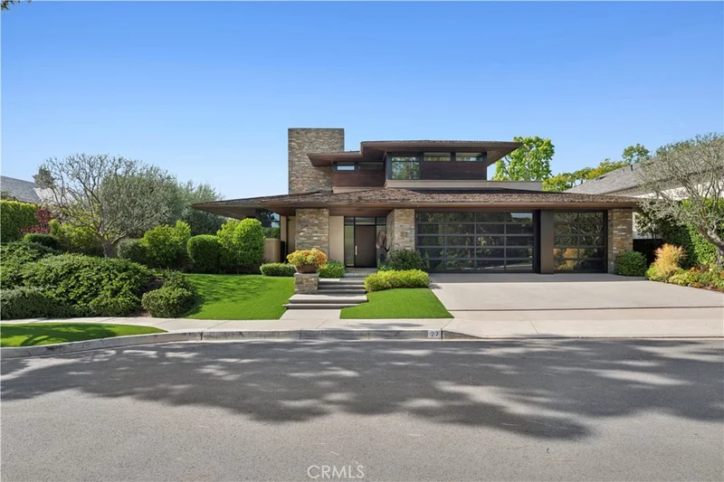 27 Hermitage, Newport Beach, CA 92660