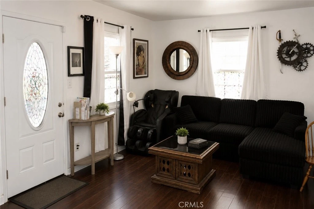 Interior 3