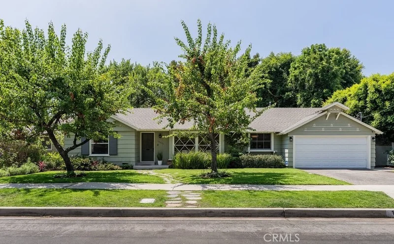 13032 Hesby, Sherman Oaks, CA 91423