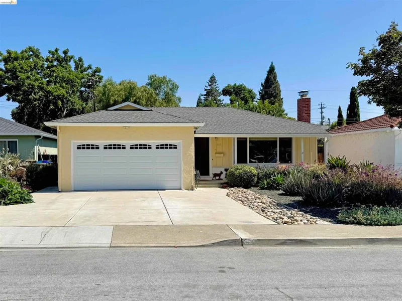 312 Walker Dr, Mountain View, CA 94043