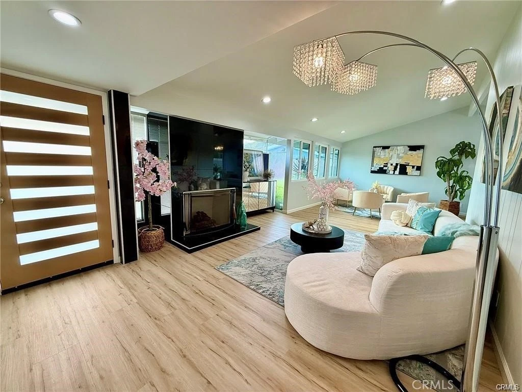 Interior 2
