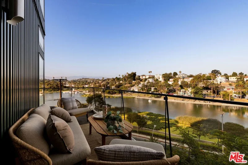 616 Belmont Avenue, Los Angeles, CA 90026