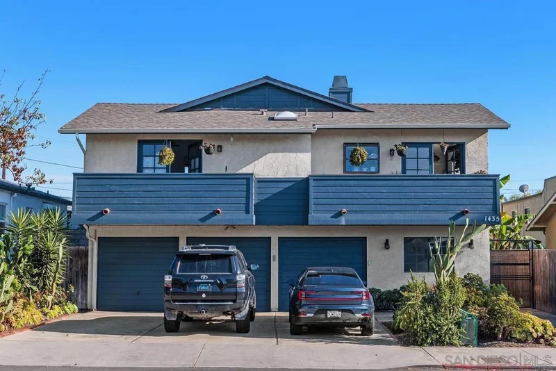 1435 Essex 7