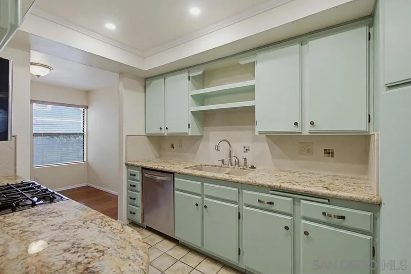 13221 Westmark 28