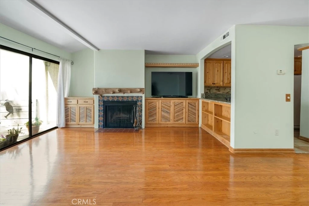 Interior 2