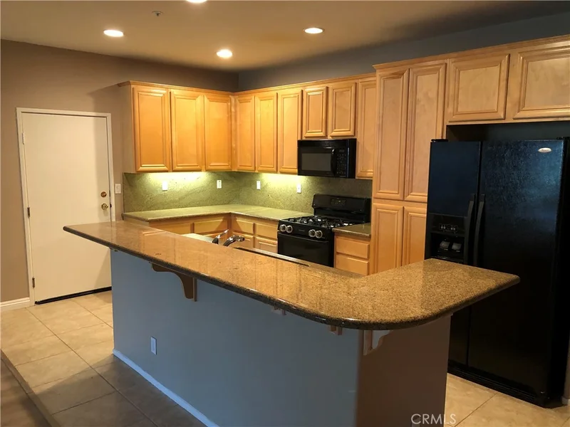 41 Leucadia photo 2