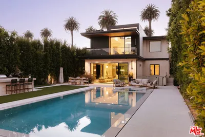 528 Marguerita Avenue