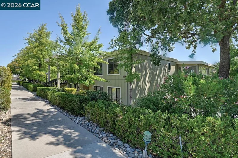2916 Tice Creek 11