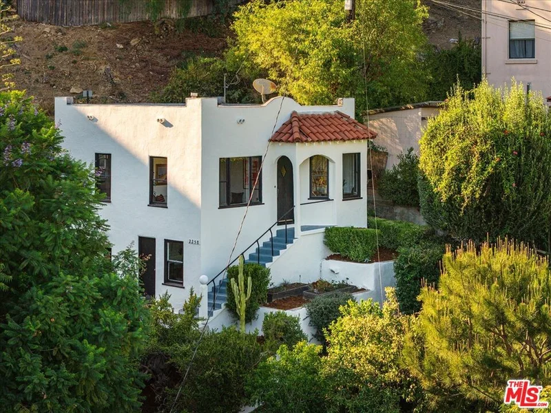 2258 Fair Oak View Terrace