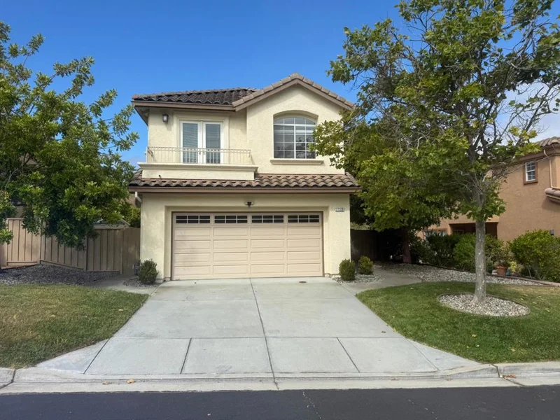 27339 Bavella Way