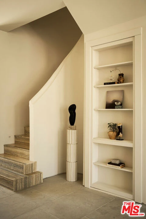 Interior 1