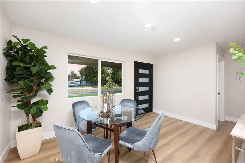 5571 Central Avenue photo 2