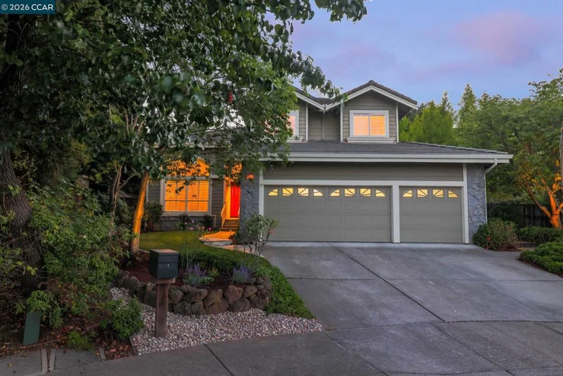 Photo 2 of 11334 Village View Ct
